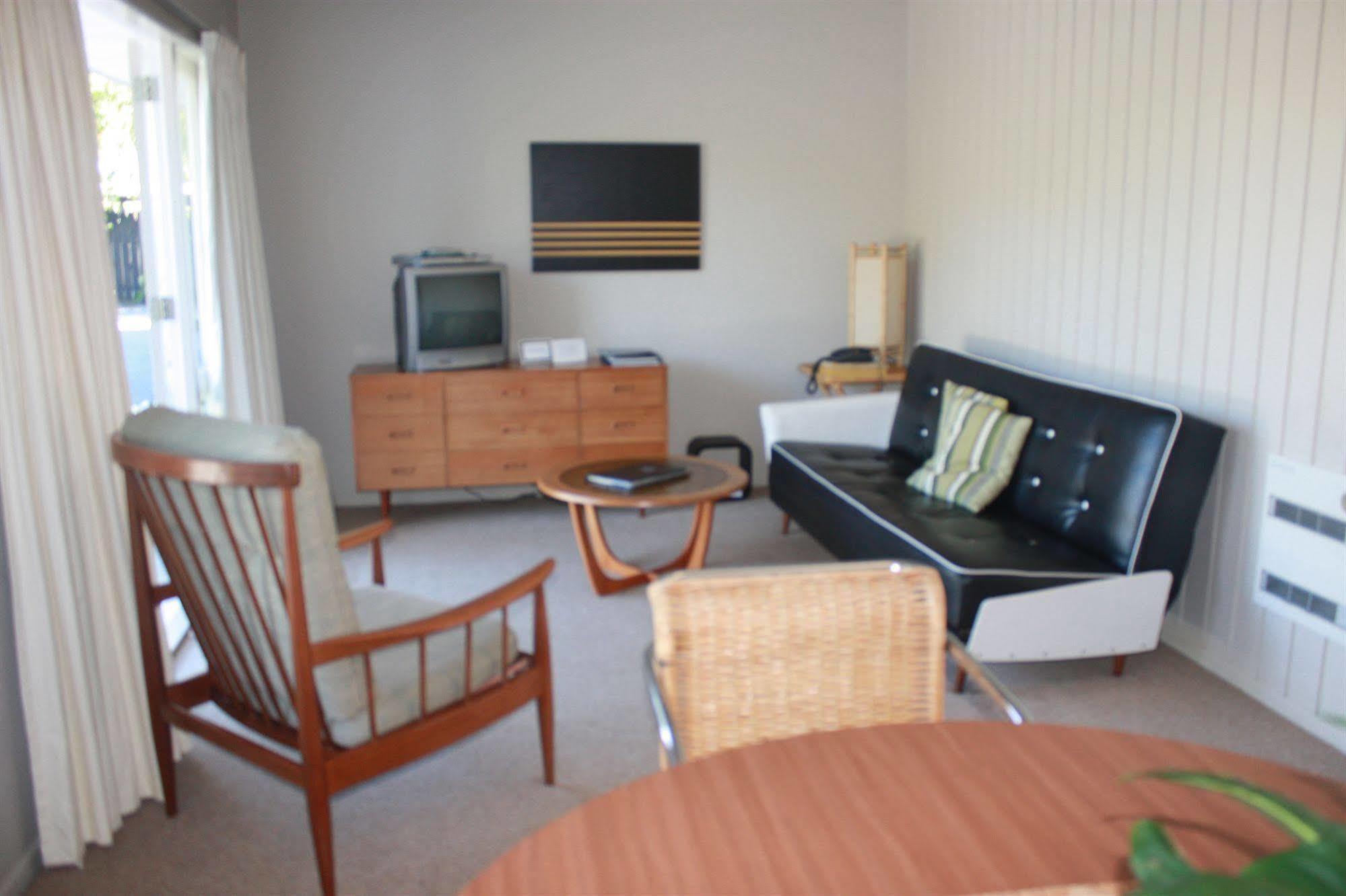The Lake Motel Taupo Exterior photo